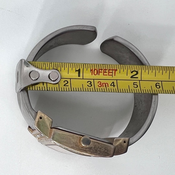 Geneva Platinum Watch - Picture 8 of 9